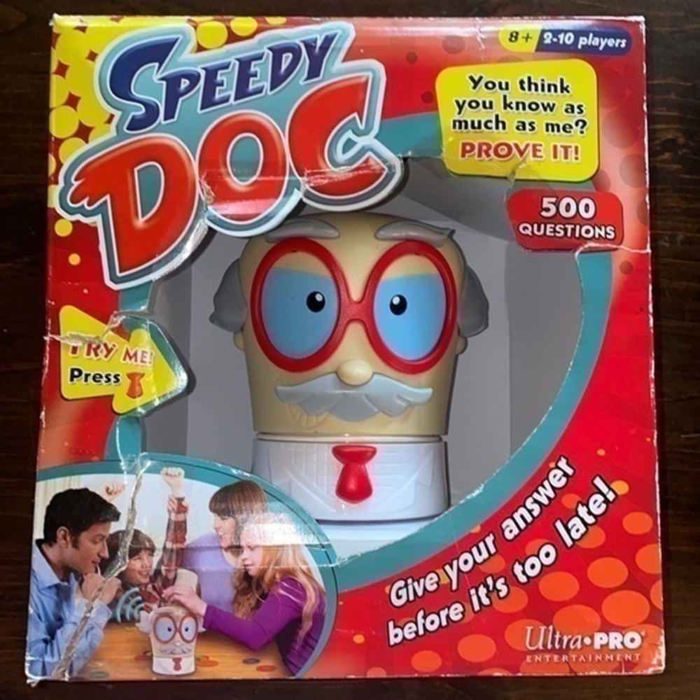 Speedy Doc game- family game night - ages 8 up 2-10 players - fun trivia NWT